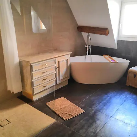 Au Grenier De La Grenouille Colmar